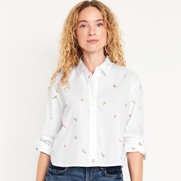 Old Navy Long Sleeve Cropped Button Up - Picture 1 of 10